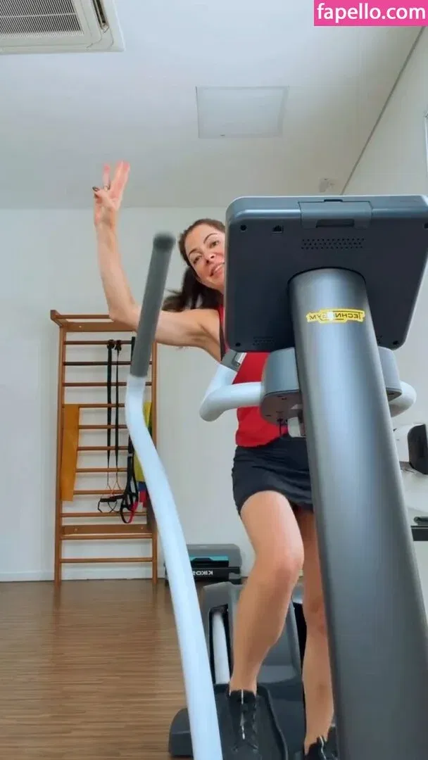 Ana Paula Padrão Onlyfans Photo Gallery 