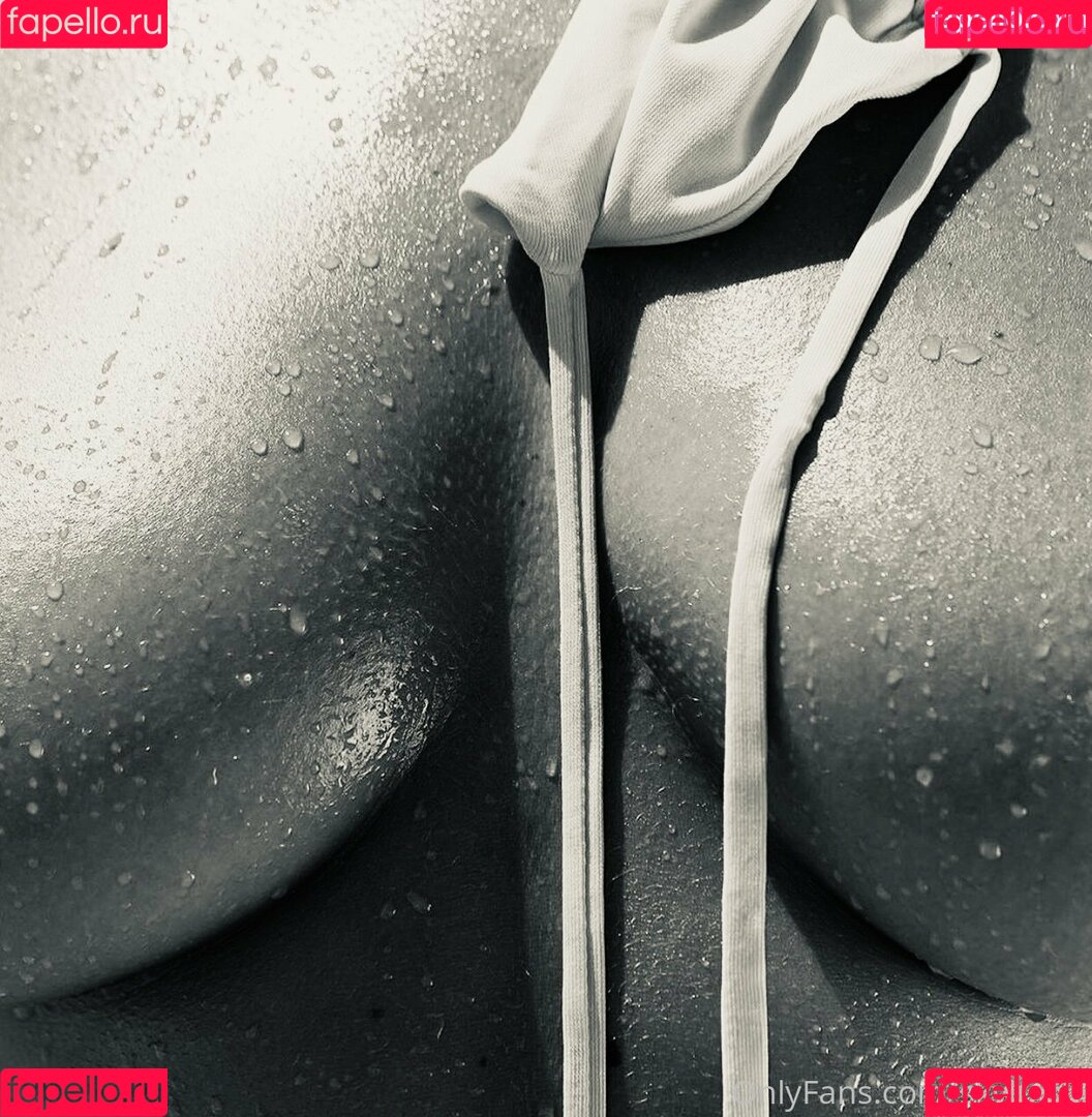 skyluxxe Onlyfans Photo Gallery 