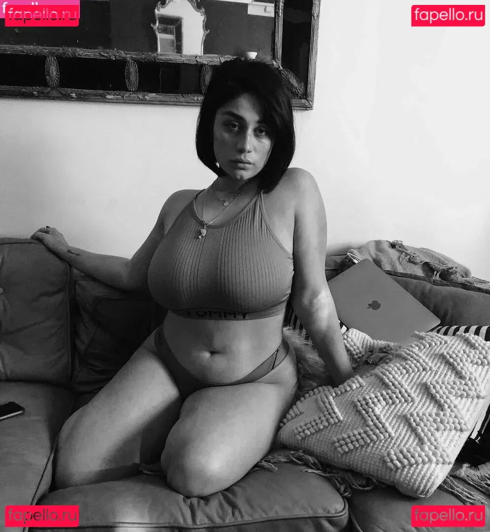 Paige Mary Grace Onlyfans Photo Gallery 