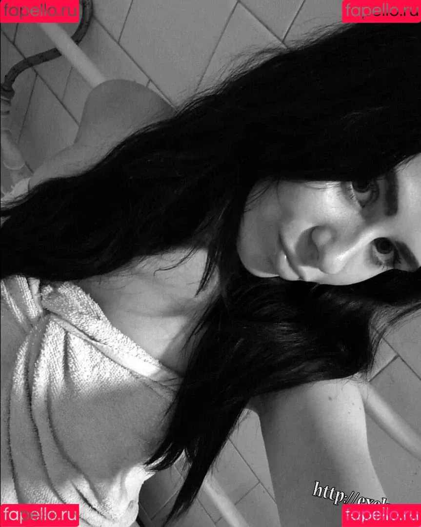Bereczki Noemi Onlyfans Photo Gallery 