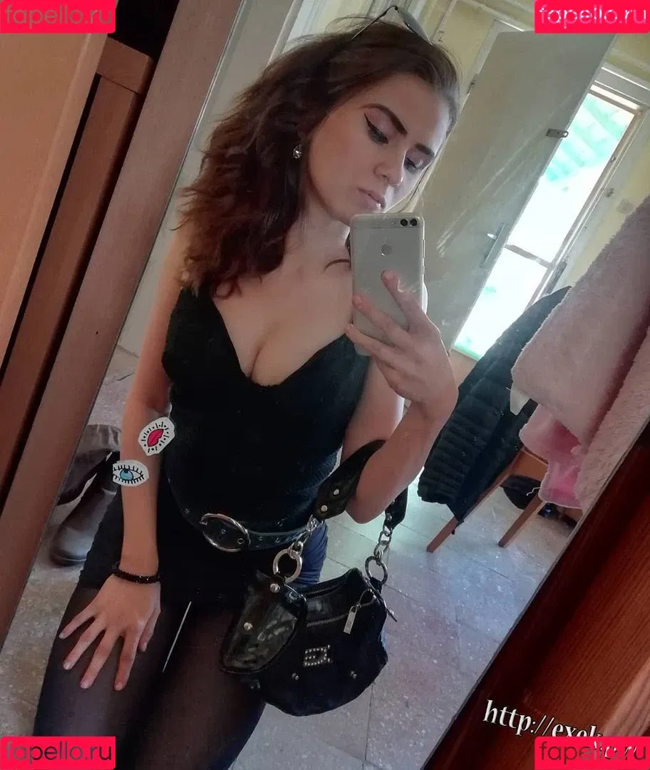 Bereczki Noemi Onlyfans Photo Gallery 