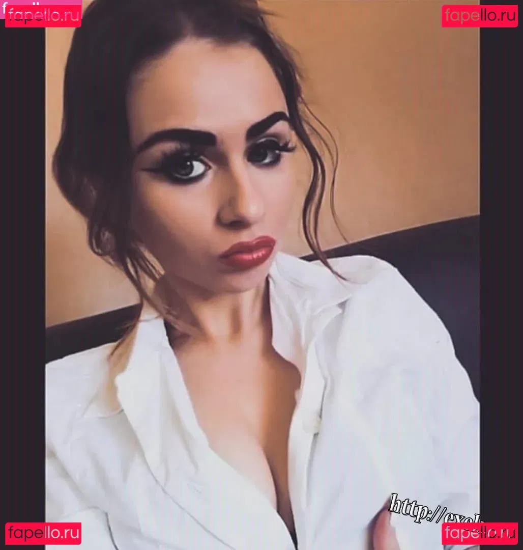 Bereczki Noemi Onlyfans Photo Gallery 