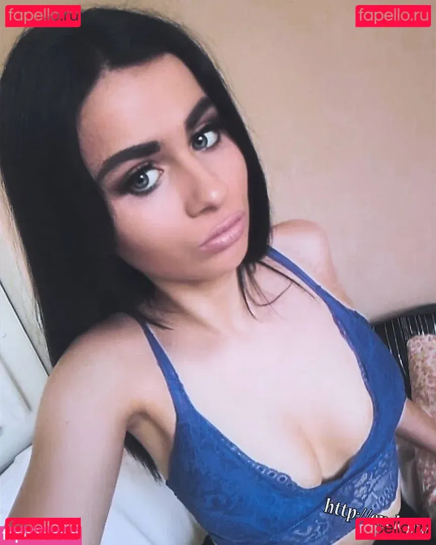 Bereczki Noemi Onlyfans Photo Gallery 