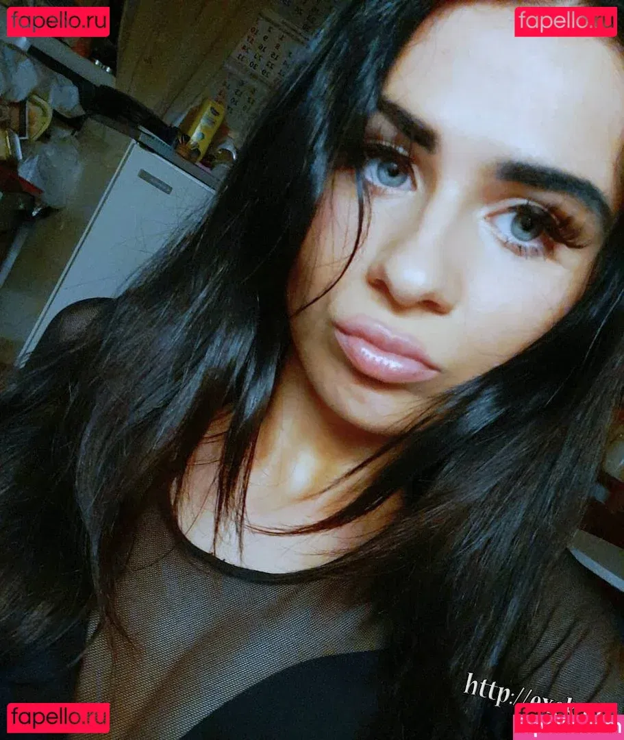 Bereczki Noemi Onlyfans Photo Gallery 