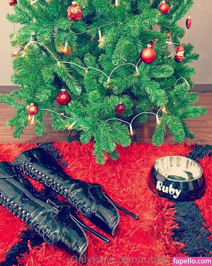 rubberdollruby Onlyfans Photo Gallery 