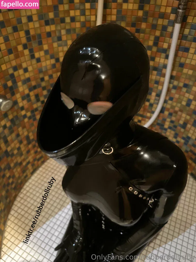 rubberdollruby Onlyfans Photo Gallery 