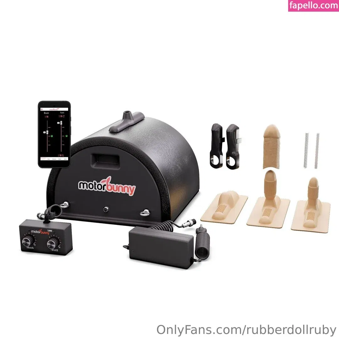 rubberdollruby Onlyfans Photo Gallery 