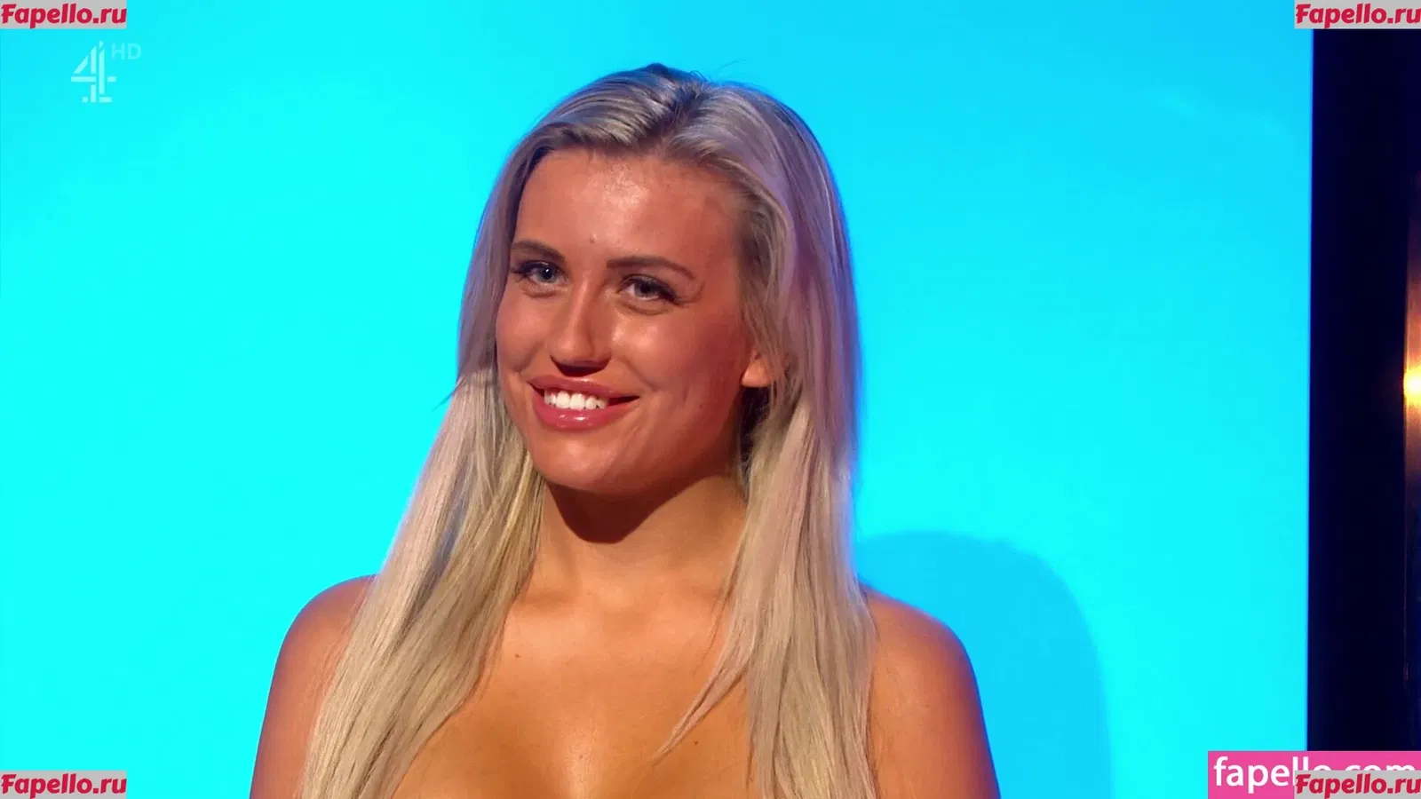 Emily Blake Onlyfans Photo Gallery 