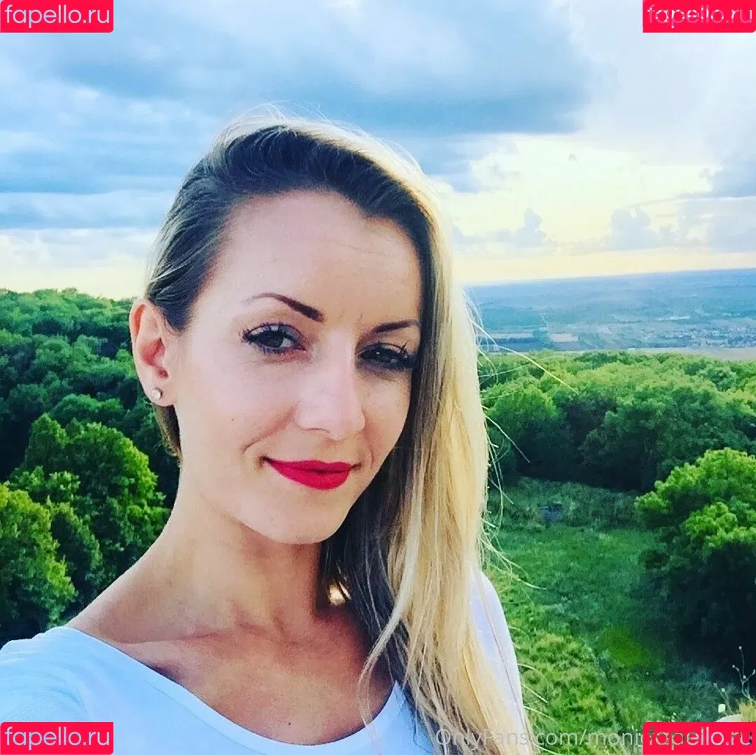 monicasaintxxx Onlyfans Photo Gallery 