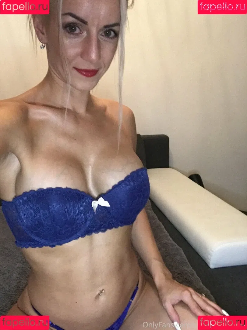 monicasaintxxx Onlyfans Photo Gallery 