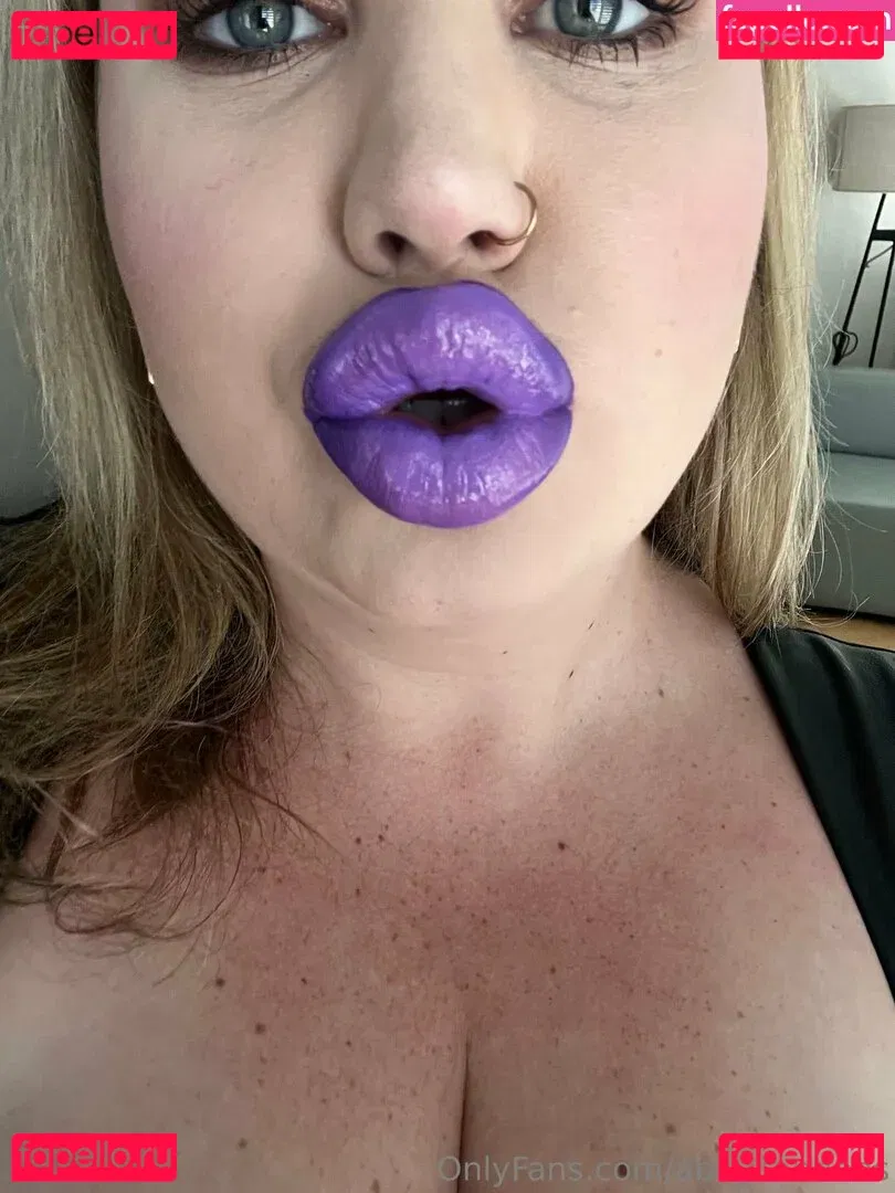 abbycannons Onlyfans Photo Gallery 