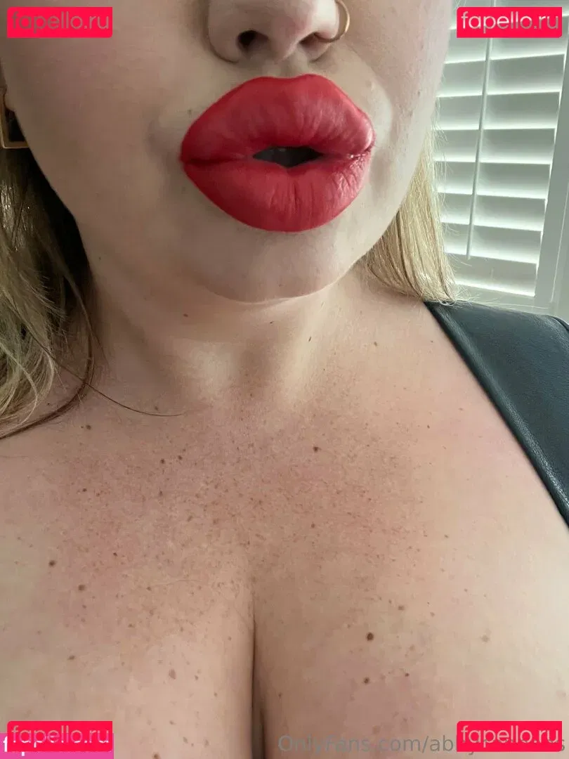 abbycannons Onlyfans Photo Gallery 