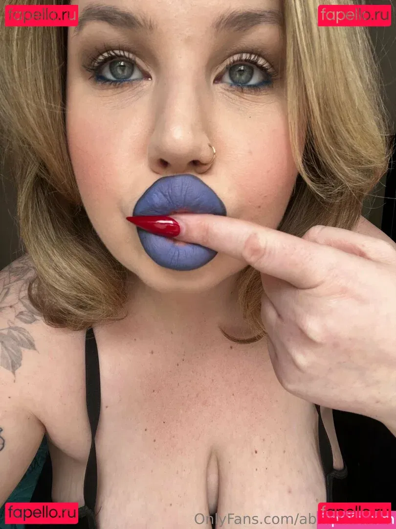 abbycannons Onlyfans Photo Gallery 