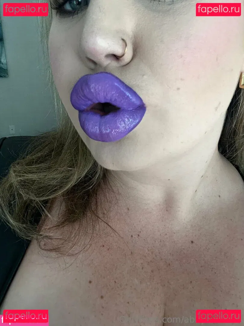 abbycannons Onlyfans Photo Gallery 