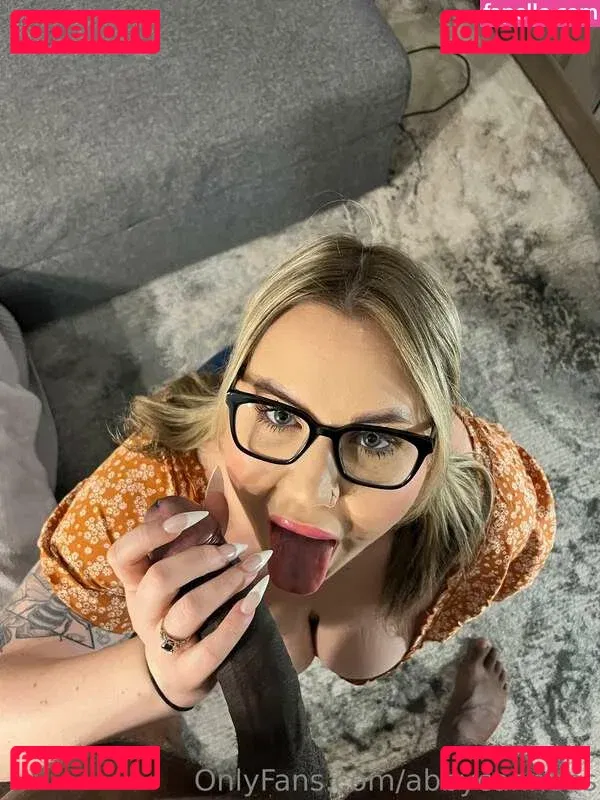 abbycannons Onlyfans Photo Gallery 