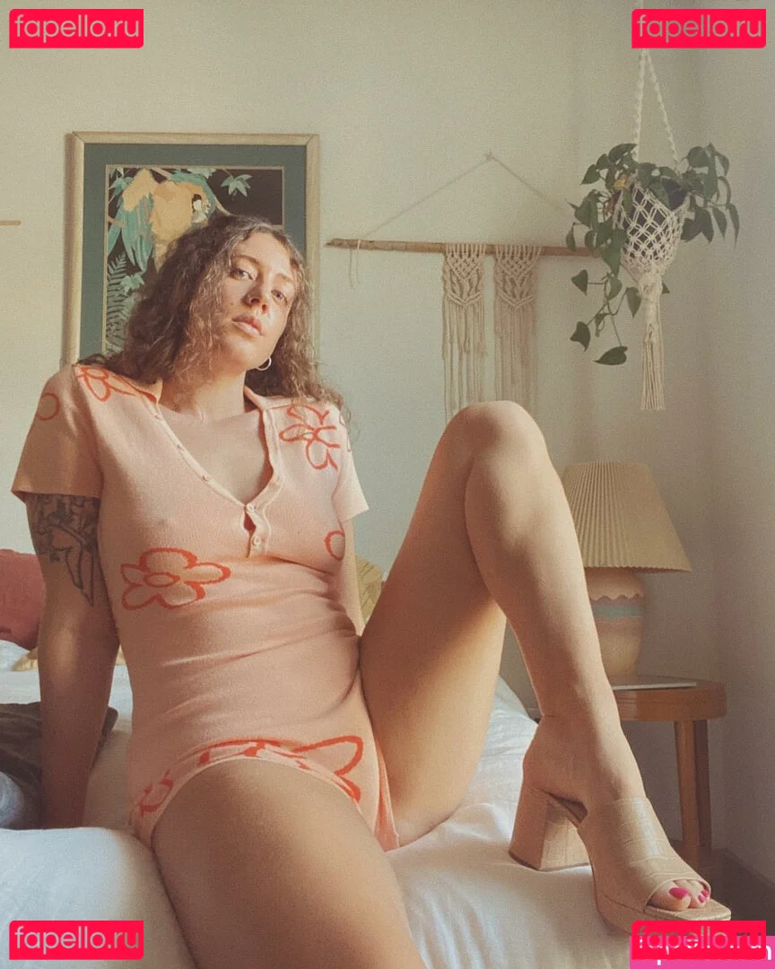 Nicole Quinn Onlyfans Photo Gallery 