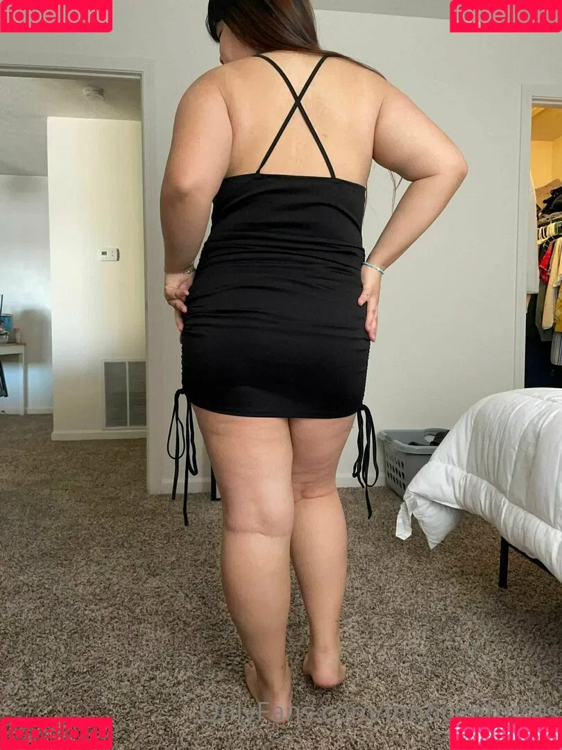 InnocentThots Onlyfans Photo Gallery 