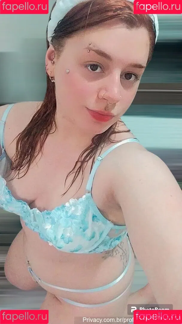 Lucy Valliere Onlyfans Photo Gallery 
