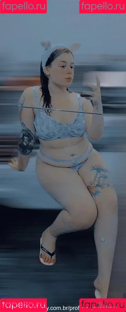 Lucy Valliere Onlyfans Photo Gallery 
