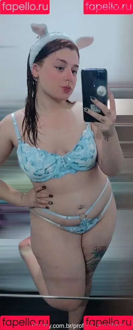 Lucy Valliere Onlyfans Photo Gallery 