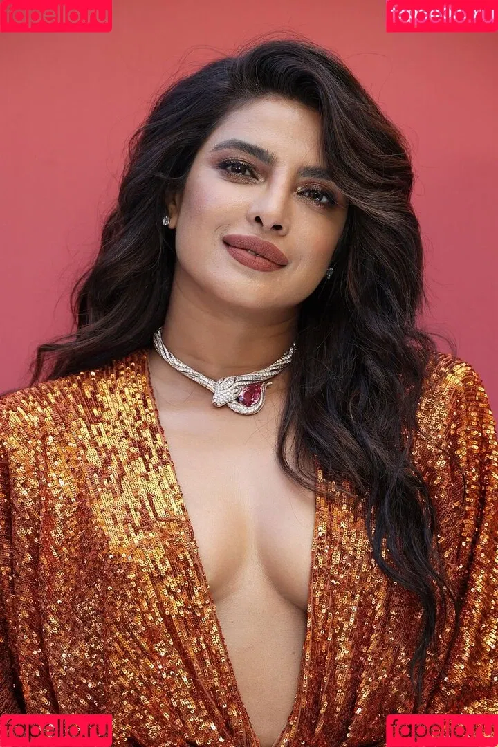 Priyanka Chopra Onlyfans Photo Gallery 