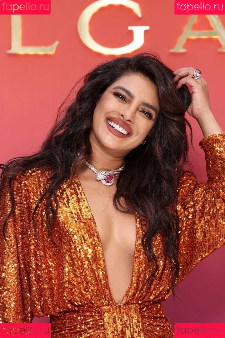 Priyanka Chopra Onlyfans Photo Gallery 