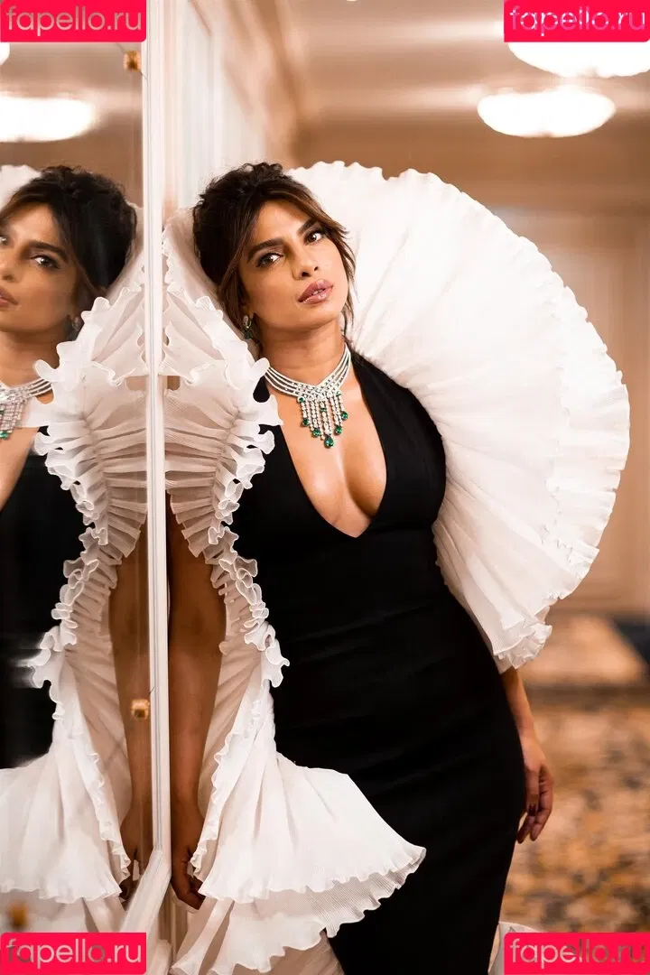 Priyanka Chopra Onlyfans Photo Gallery 
