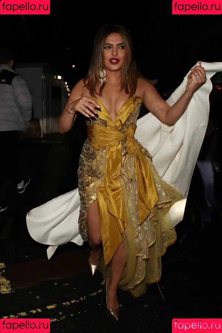 Priyanka Chopra Onlyfans Photo Gallery 