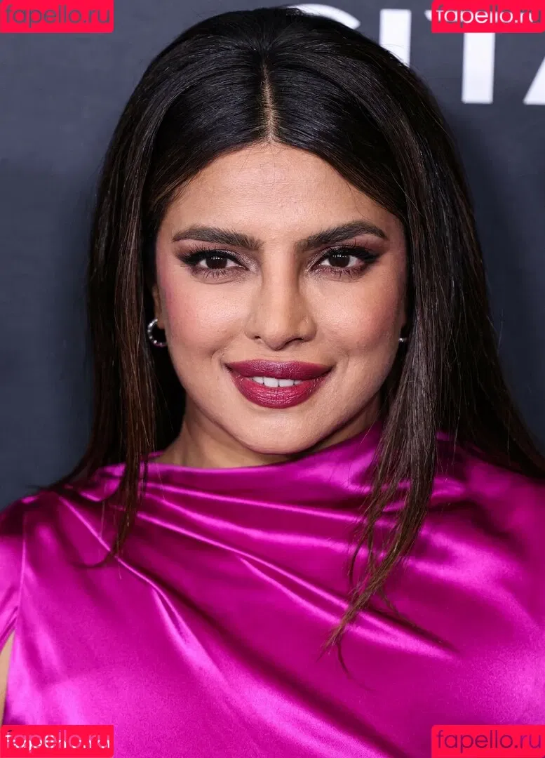 Priyanka Chopra Onlyfans Photo Gallery 