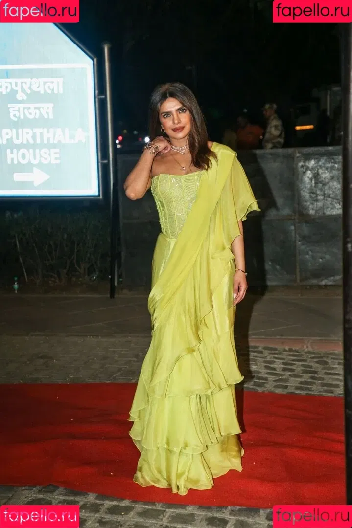 Priyanka Chopra Onlyfans Photo Gallery 