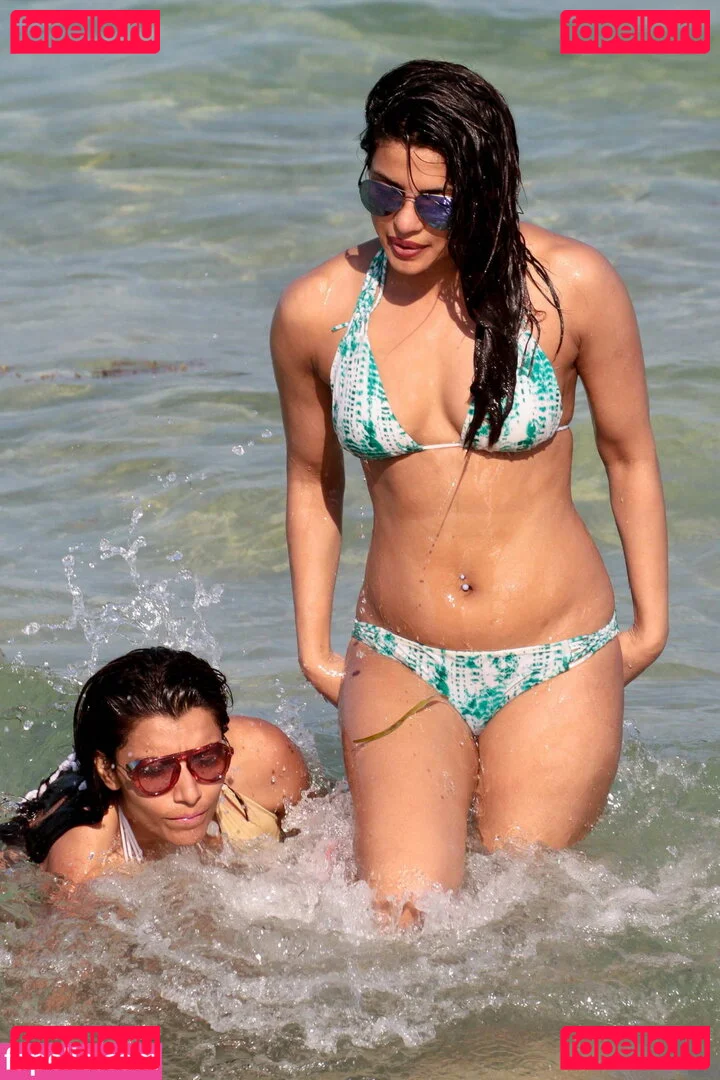 Priyanka Chopra Onlyfans Photo Gallery 