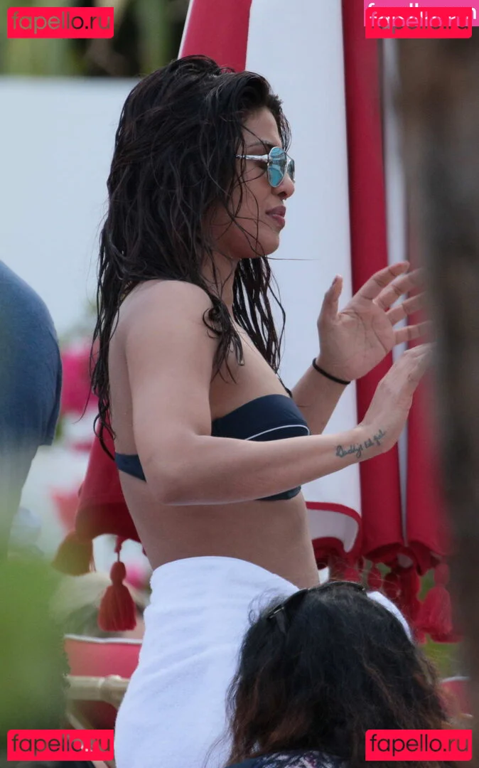 Priyanka Chopra Onlyfans Photo Gallery 