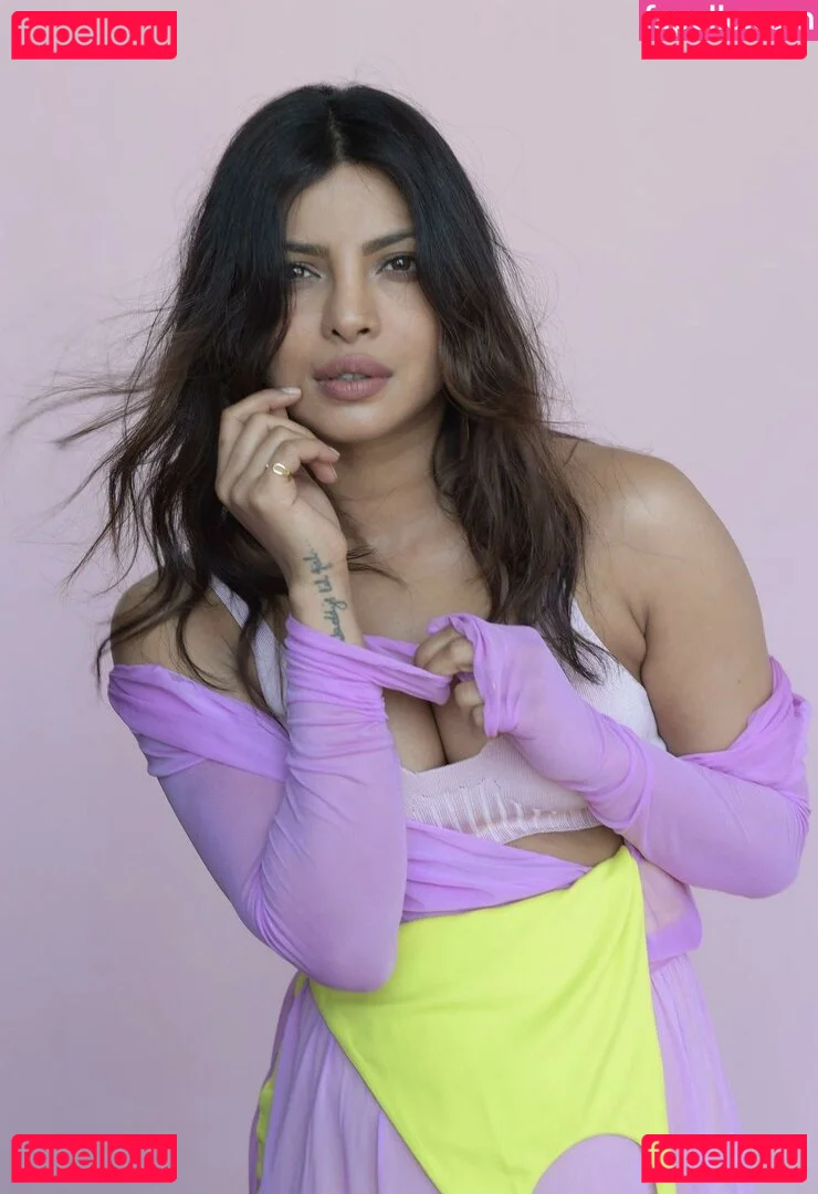 Priyanka Chopra Onlyfans Photo Gallery 
