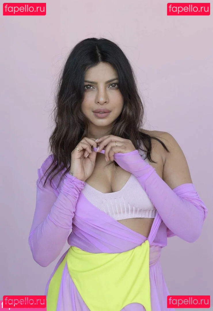 Priyanka Chopra Onlyfans Photo Gallery 