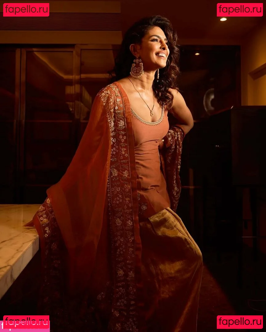 Priyanka Chopra Onlyfans Photo Gallery 