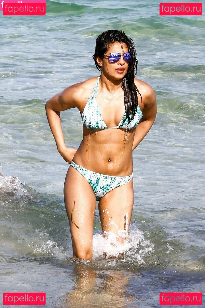 Priyanka Chopra Onlyfans Photo Gallery 