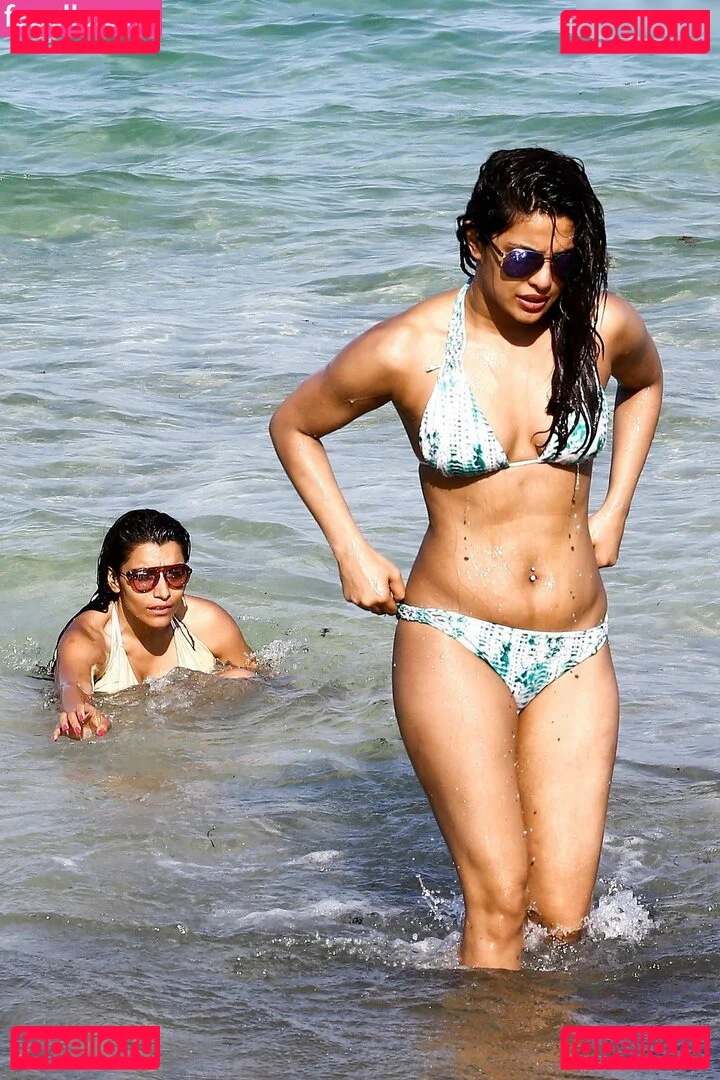 Priyanka Chopra Onlyfans Photo Gallery 