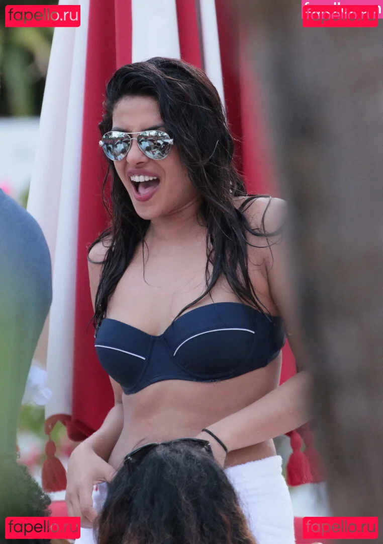 Priyanka Chopra Onlyfans Photo Gallery 