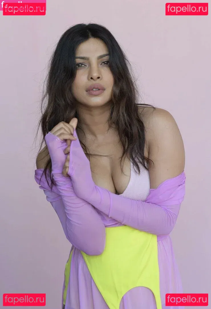 Priyanka Chopra Onlyfans Photo Gallery 