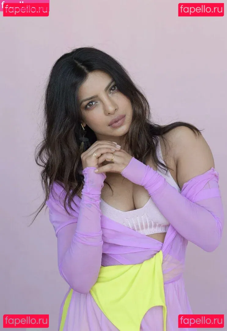 Priyanka Chopra Onlyfans Photo Gallery 