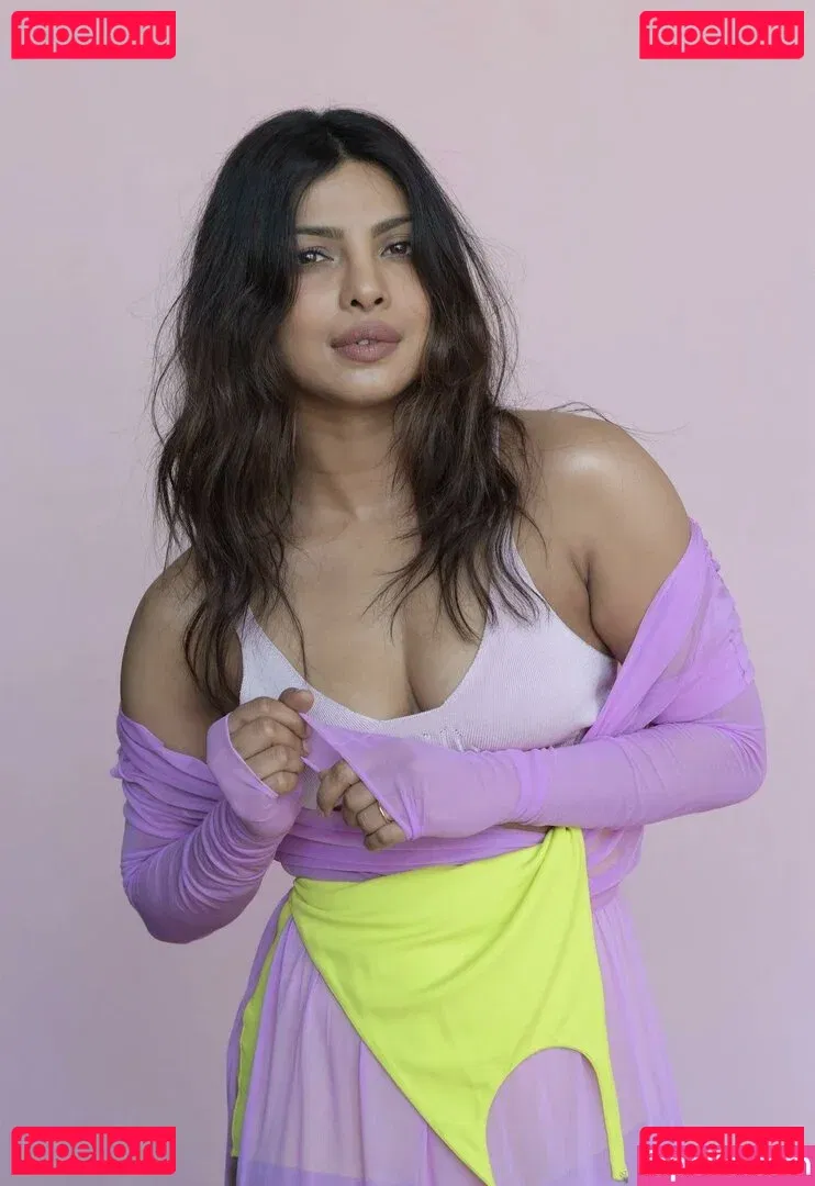 Priyanka Chopra Onlyfans Photo Gallery 