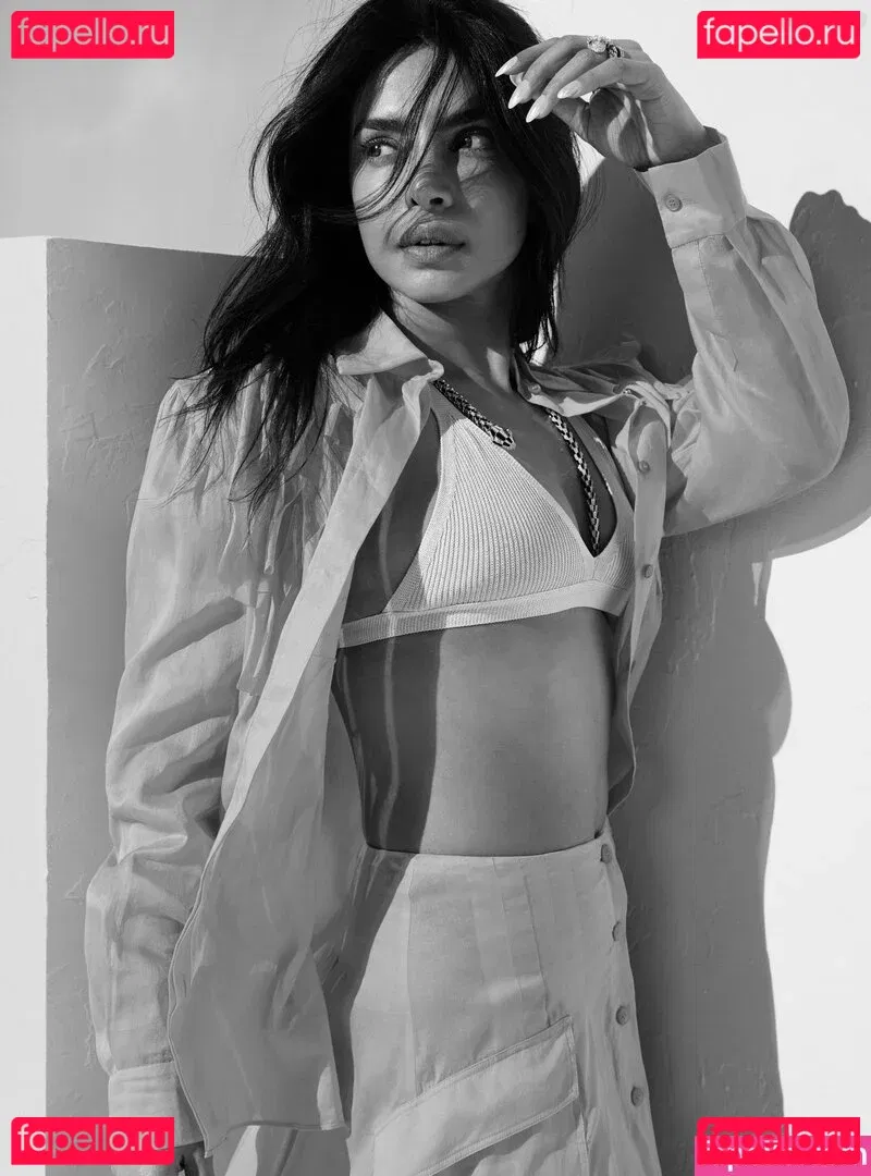 Priyanka Chopra Onlyfans Photo Gallery 