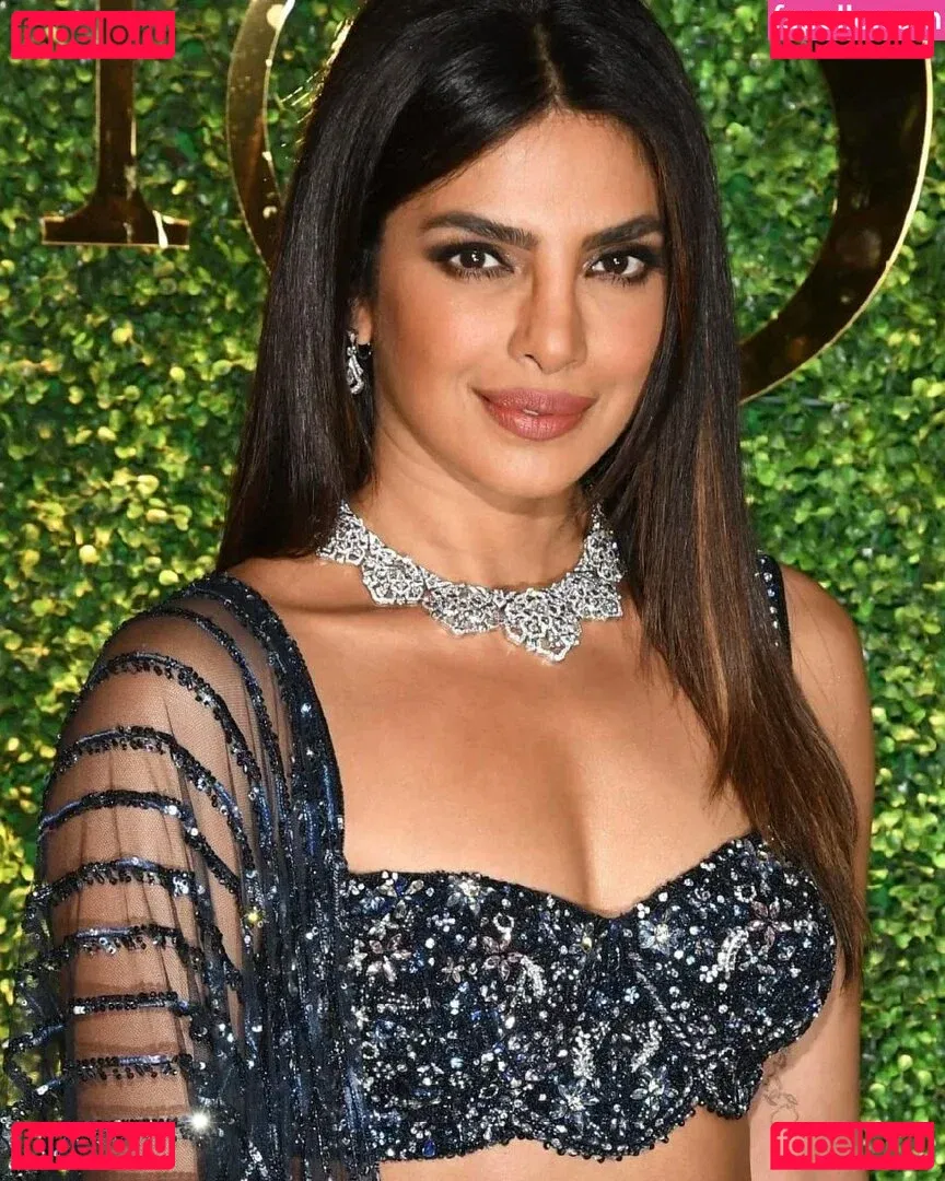 Priyanka Chopra Onlyfans Photo Gallery 