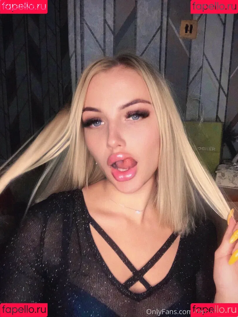 bellacherry69 Onlyfans Photo Gallery 