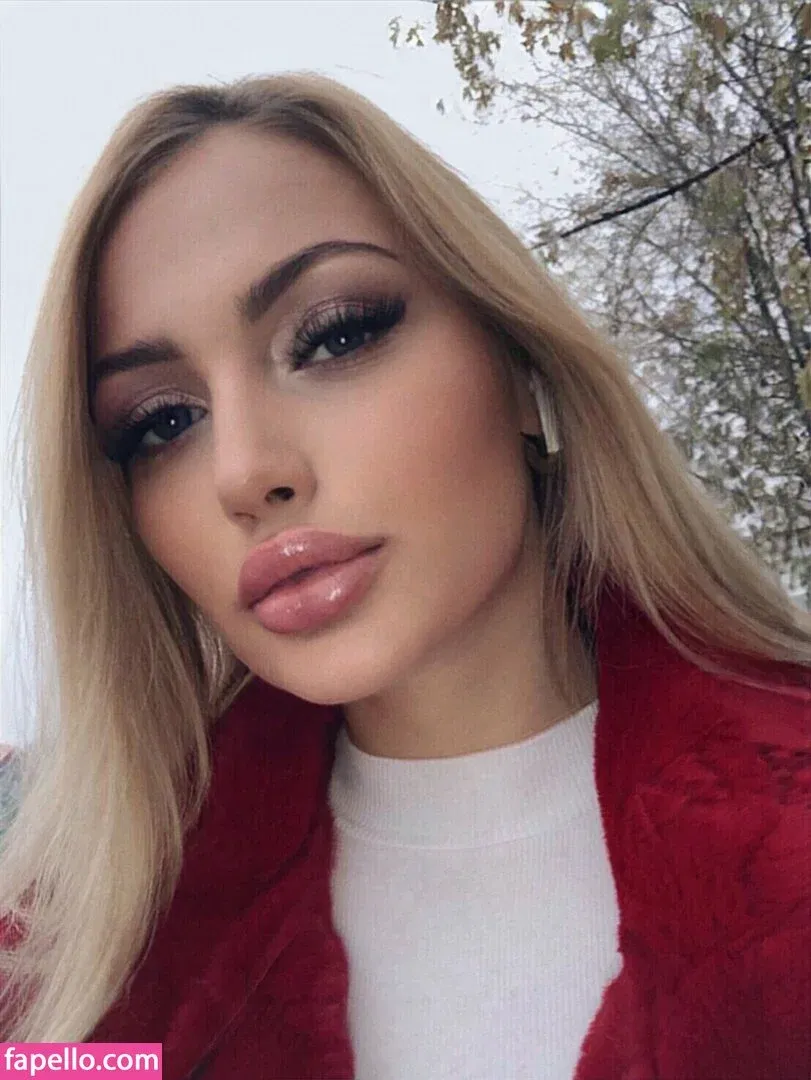 bellacherry69 Onlyfans Photo Gallery 