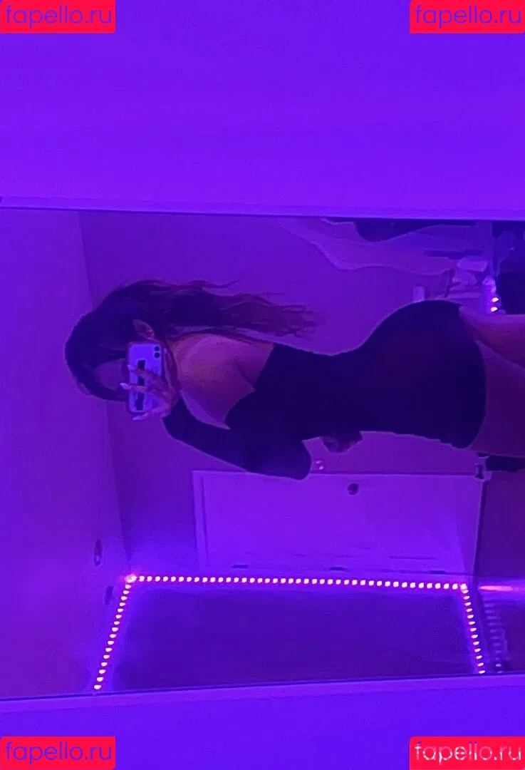 nekogir1 Onlyfans Photo Gallery 
