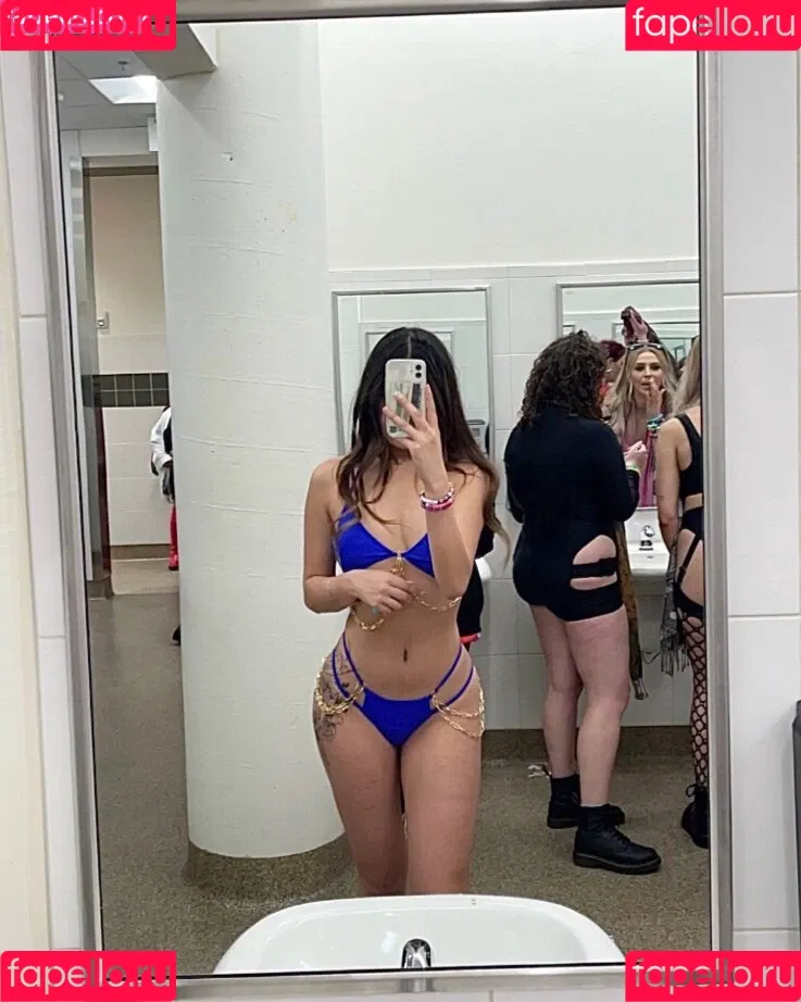 nekogir1 Onlyfans Photo Gallery 