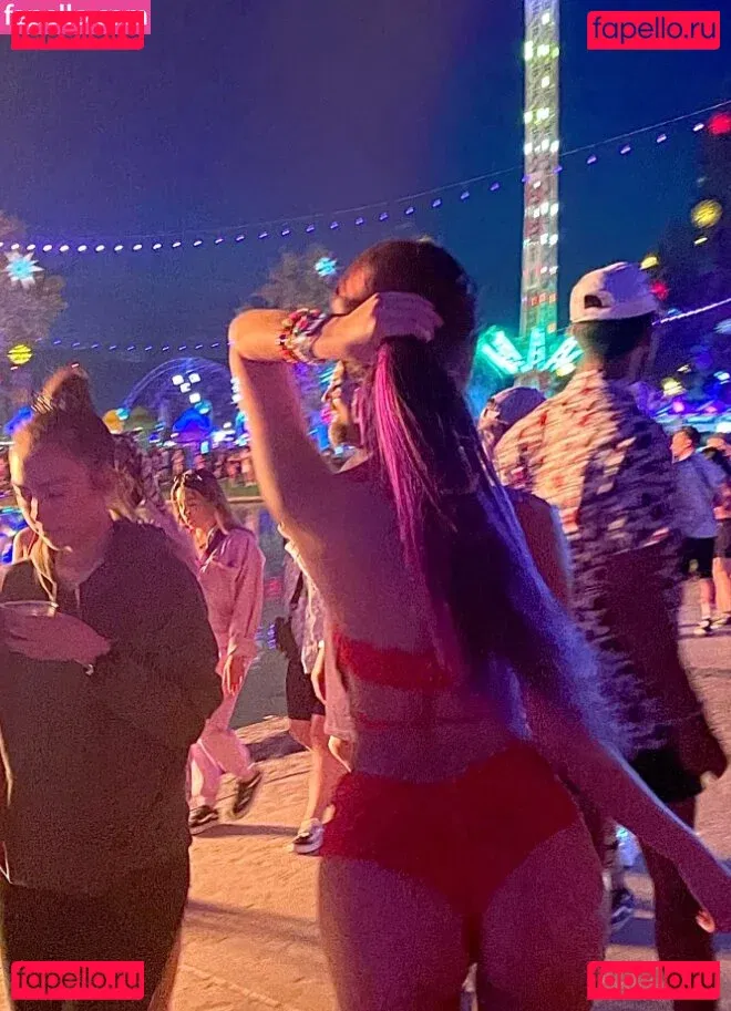 nekogir1 Onlyfans Photo Gallery 