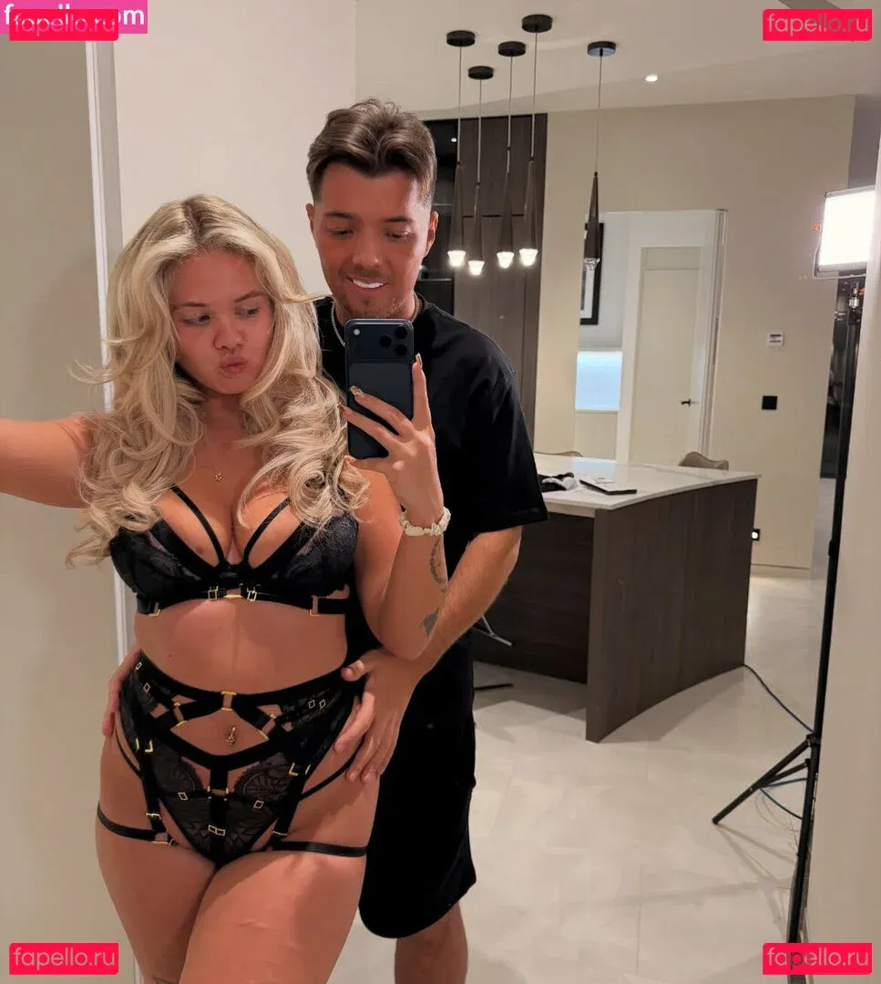 Grace Elisabeth Onlyfans Photo Gallery 