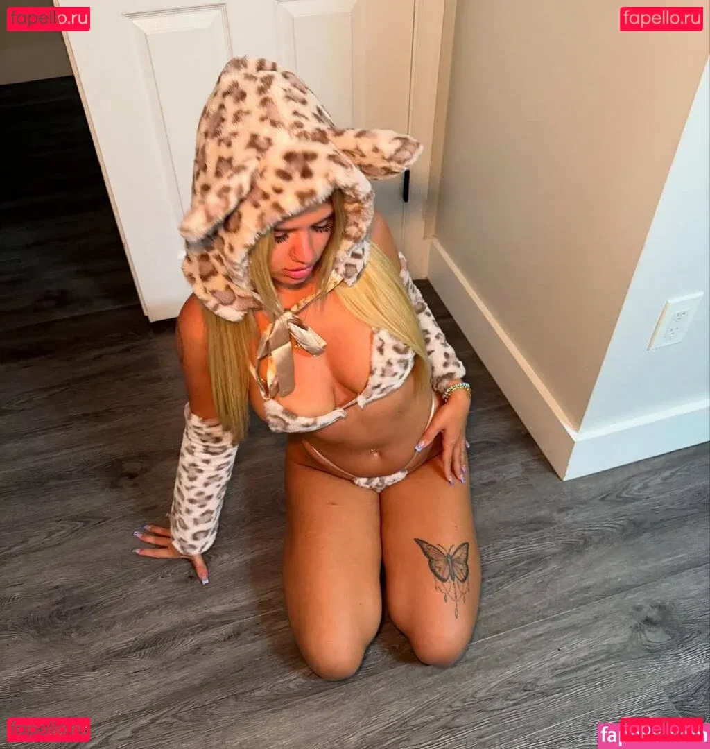 Grace Elisabeth Onlyfans Photo Gallery 